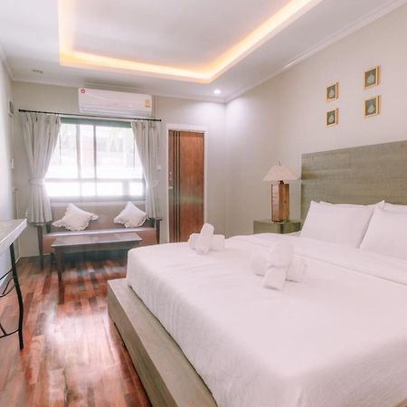 64House Hotel Chiang Mai Buitenkant foto